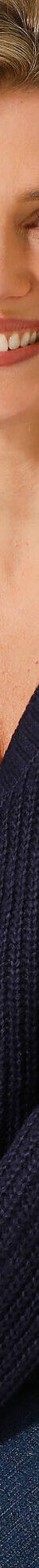 Pull loose col V, maille anglaise (marine) Pull loose col V, maille anglaise (marine)